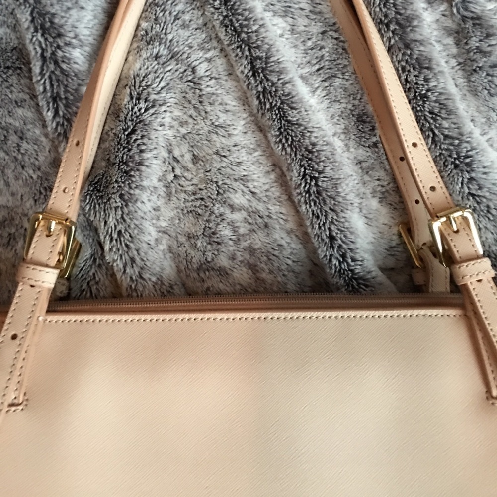 Tory Burch York buckle Pink leather bag - Picture 6 of 8